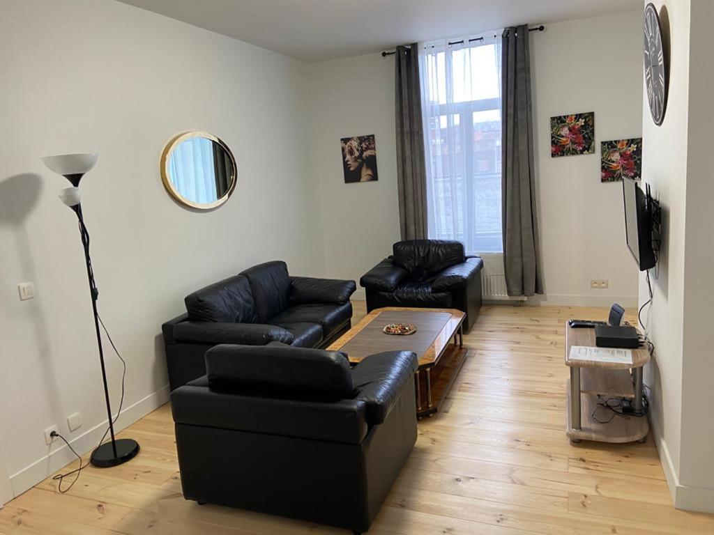 Modern Apartment Third Floor บรัสเซลส์ ภายนอก รูปภาพ